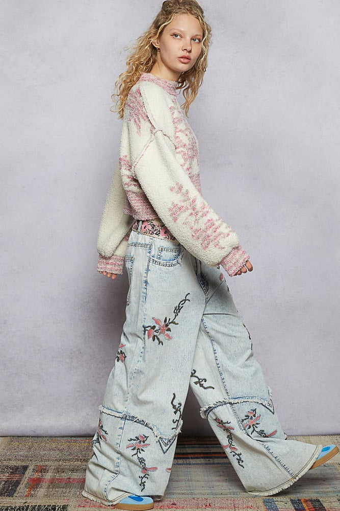Floral Embroidered Light Wash Jeans