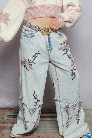 Floral Embroidered Light Wash Jeans