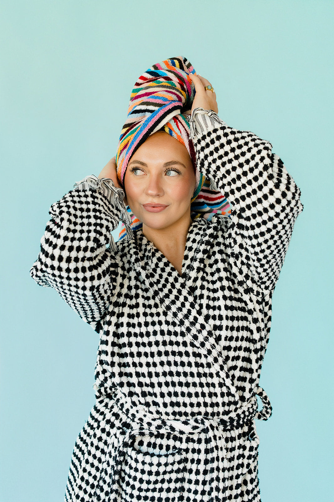 Black & White Pom Pom Bathrobe – KISA