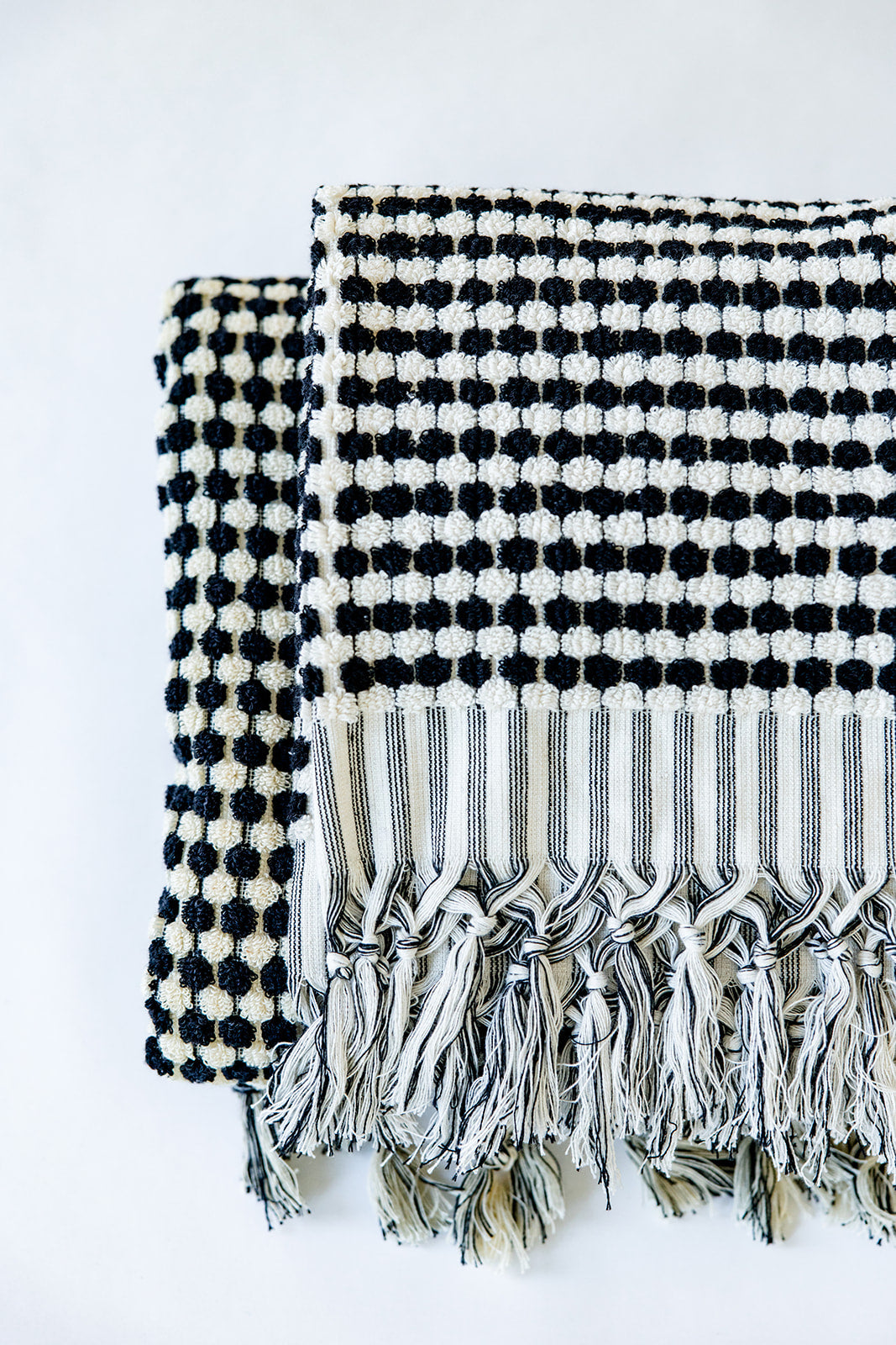 Black & White Pom Pom Hand Towel Bundle