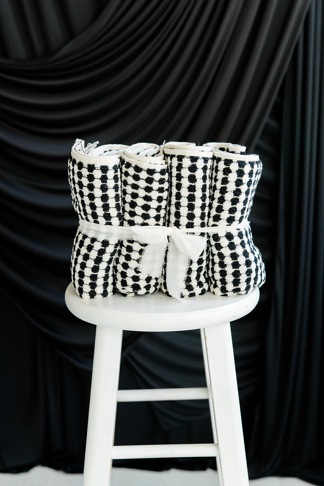 Black & White Pom Pom Hand Towel Bundle