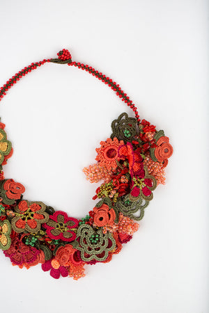
            
                Load image into Gallery viewer, Crochet Bouquet Necklace in Poppy
            
        