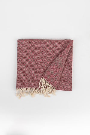 Geometric Diamond Weave Turkish Towel in Maroon