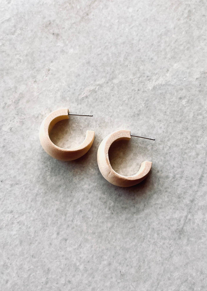 LUNA B Wood Hoop