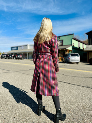 
            
                Load image into Gallery viewer, Houndstooth Trench in Pink
            
        