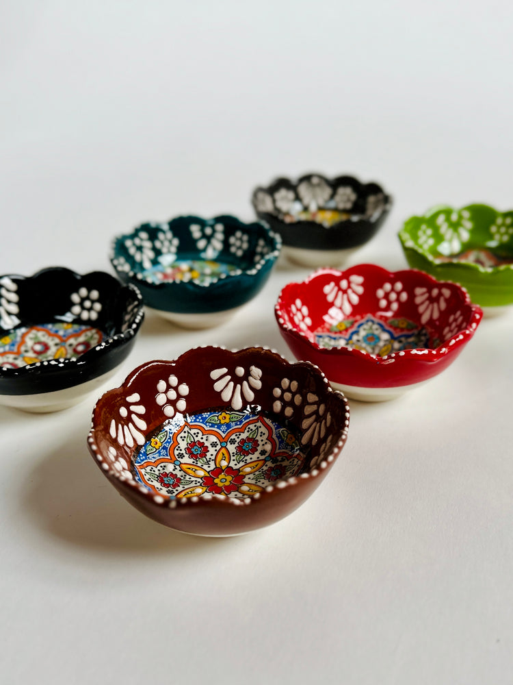 Mini size Turkish Ceramic Bowls with scalloped edge